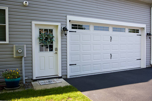 24/7 Emergency Garage Door Installation experts in South Wenatchee, WA